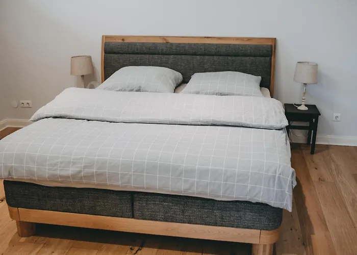 Mit Basketballplatz Feriehus *